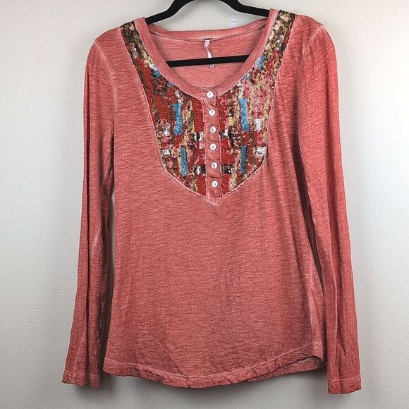 Free People Sequined Long Sleeve Henley Top Size M Boho Festival Western - Picture 11 of 11